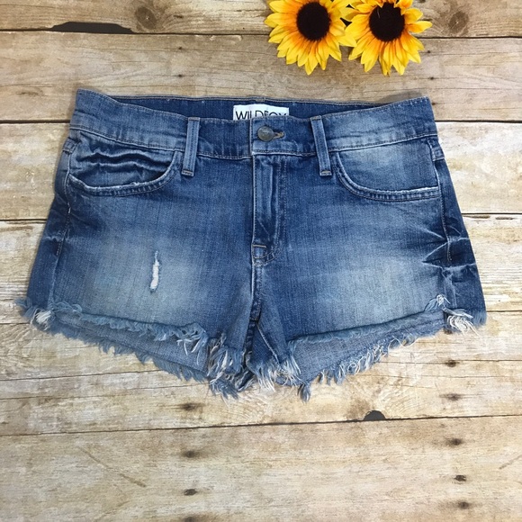 Wildfox Ruby Mid-Rise cut off shorts. Size 25 - Picture 2 of 7